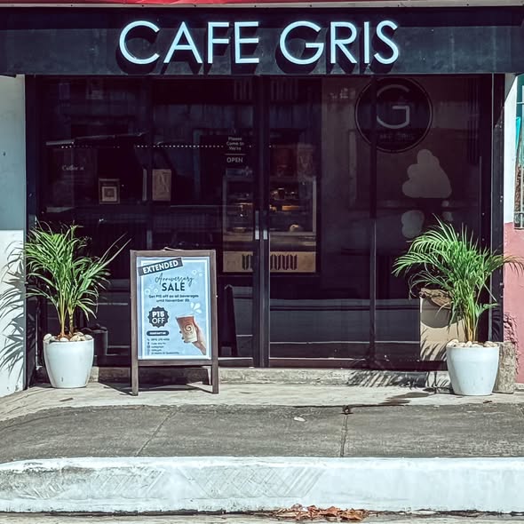 Café Gris store photo